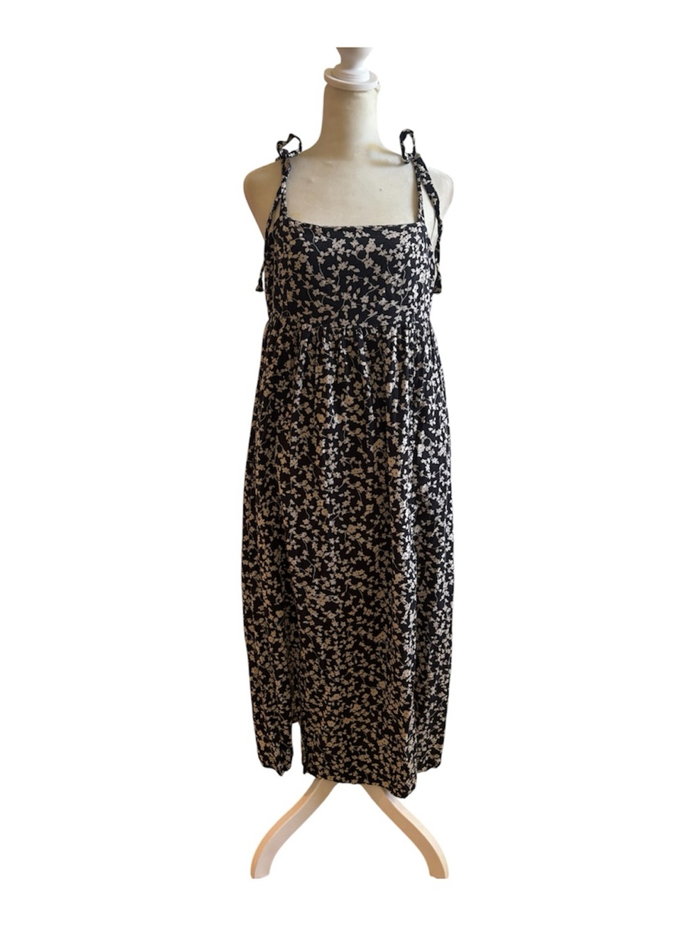 Black Floral Tie-Shoulder Midi/Maxi Dress EUC Size M